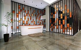 Harper Purwakarta by ASTON